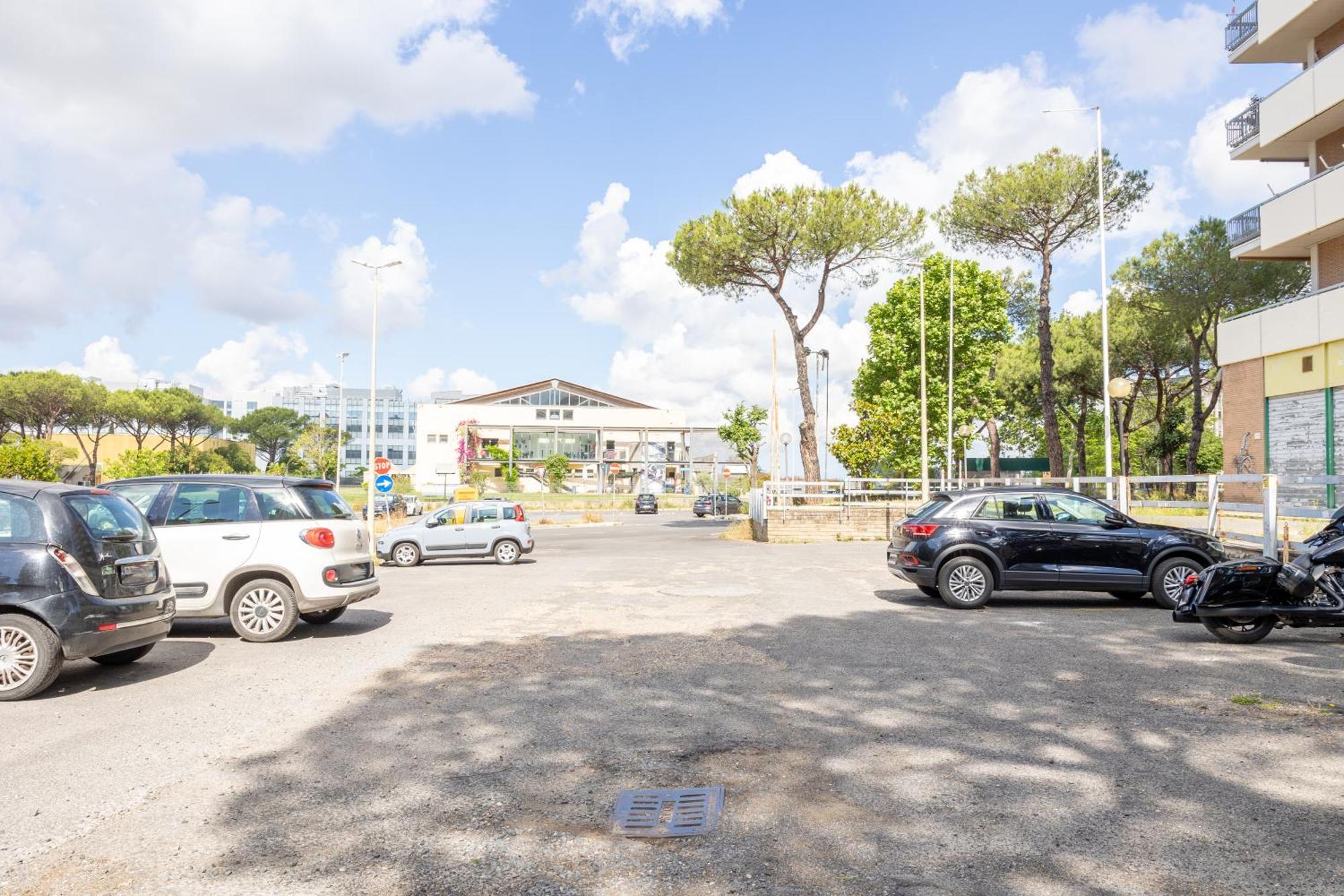 Belvedere Modern Apartment Con Parcheggio Gratuito Рим Екстериор снимка